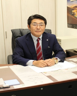 エースハウス株式会社代表取締役秋吉稔