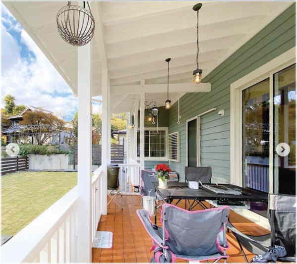 カバードポーチがある家